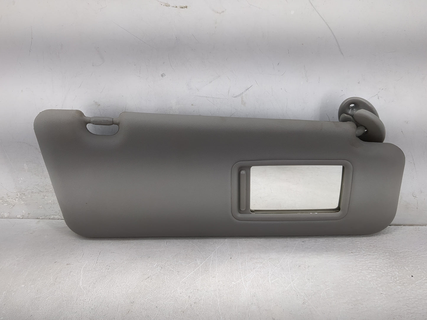 2011-2013 Toyota Highlander Sun Visor Shade Replacement Passenger Right Mirror Fits Fits 2011 2012 2013 OEM Used Auto Parts 