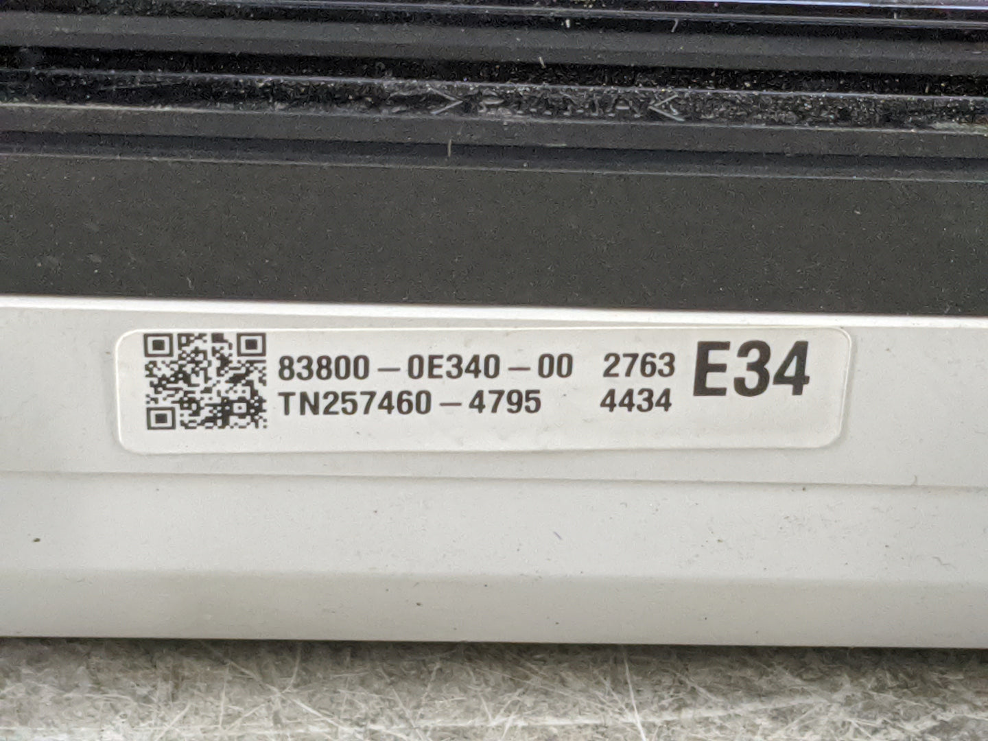 2011-2013 Toyota Highlander Instrument Cluster Speedometer Gauges P/N:83800-0E340-00 TN257460-4795 Miles:142K Fits OEM Used 