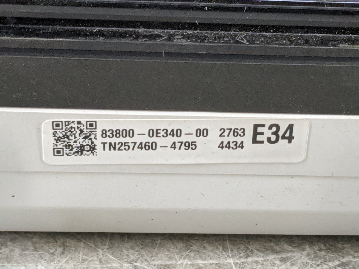 2011-2013 Toyota Highlander Instrument Cluster Speedometer Gauges P/N:83800-0E340-00 TN257460-4795 Miles:142K Fits OEM Used 