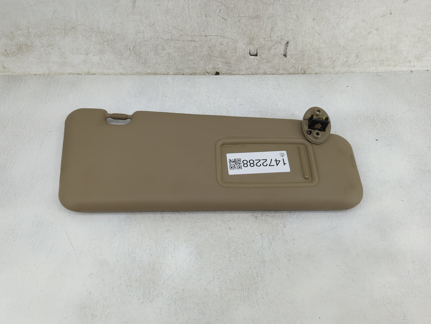 2011-2013 Toyota Highlander Sun Visor Shade Replacement Passenger Right Mirror Fits Fits 2011 2012 2013 OEM Used Auto Parts 