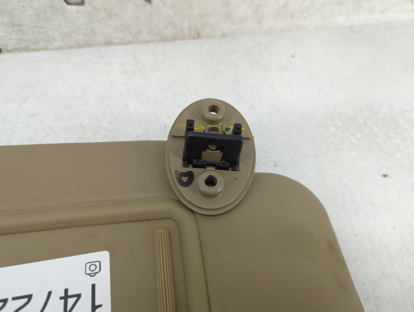 2011-2013 Toyota Highlander Sun Visor Shade Replacement Passenger Right Mirror Fits Fits 2011 2012 2013 OEM Used Auto Parts 