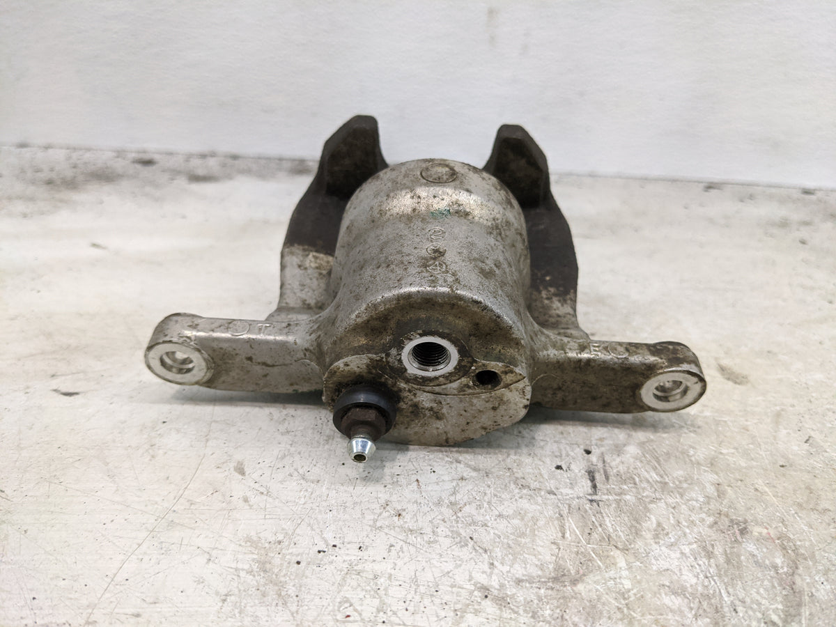 Toyota Highlander Front Driver Left Brake Caliper - Oemusedautoparts1.com