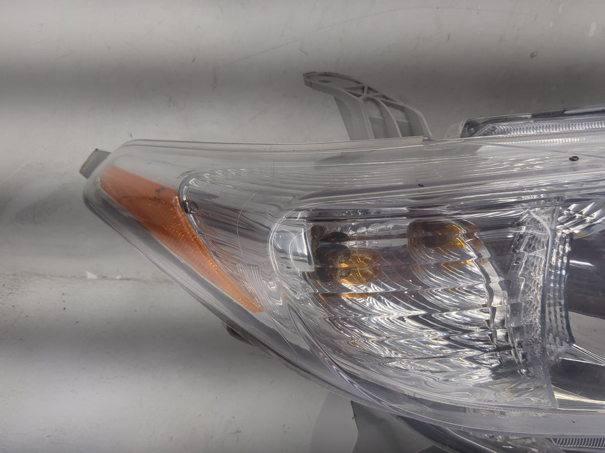 2011 Toyota Highlander Passenger Right Oem Head Light Headlight Lamp 1518773 - Oemusedautoparts1.com