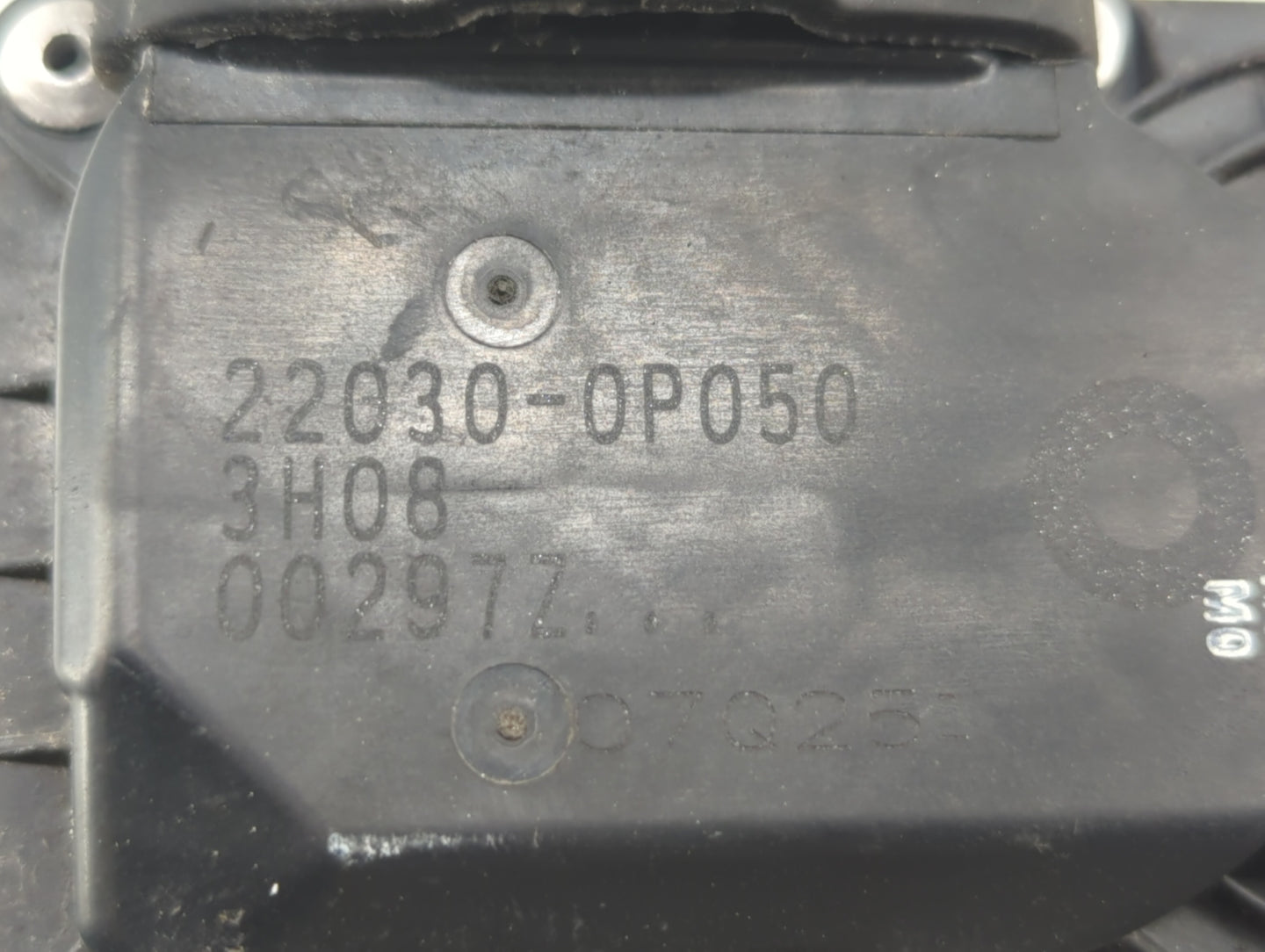 2008-2016 Toyota Highlander Throttle Body P/N:22030-0P050 22030-31030 Fits OEM Used Auto Parts - Oemusedautoparts1.com