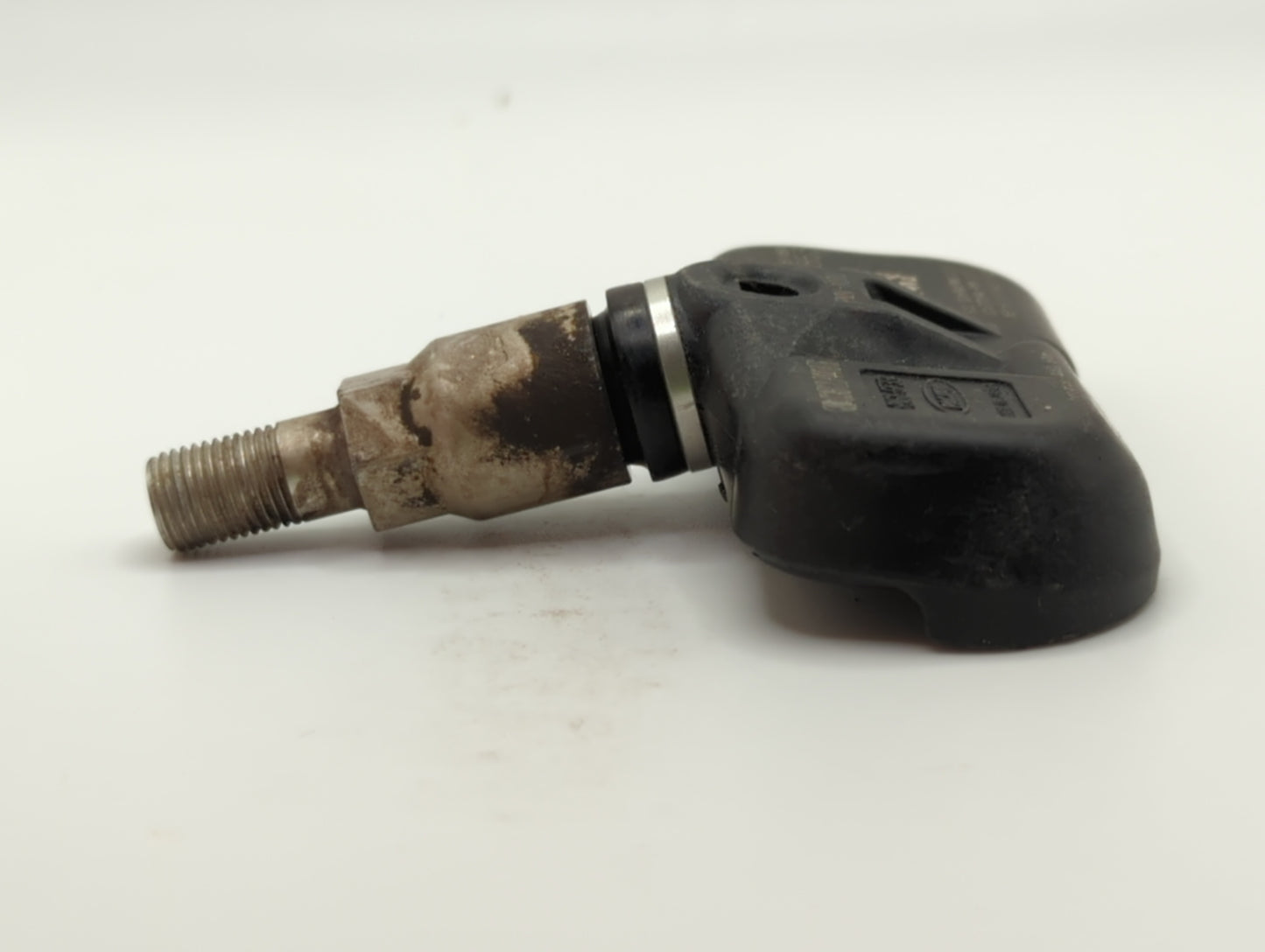 2013 Toyota Highlander Tire Pressure Monitoring System Sensor Tpms - Oemusedautoparts1.com