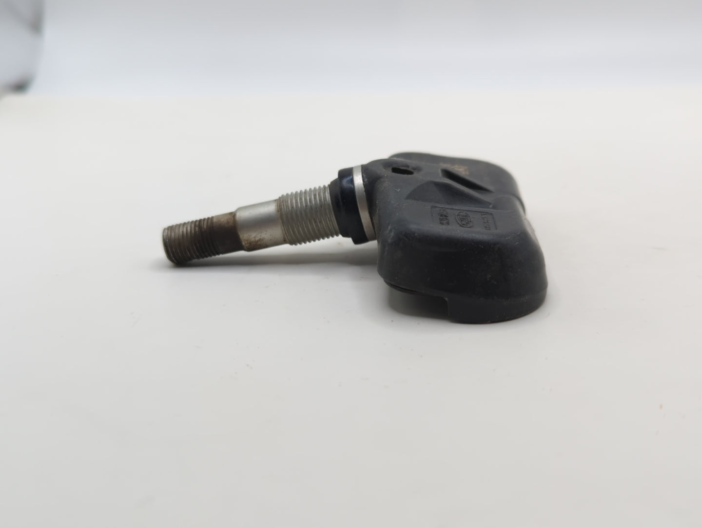 2013 Toyota Highlander Tire Pressure Monitoring System Sensor Tpms - Oemusedautoparts1.com