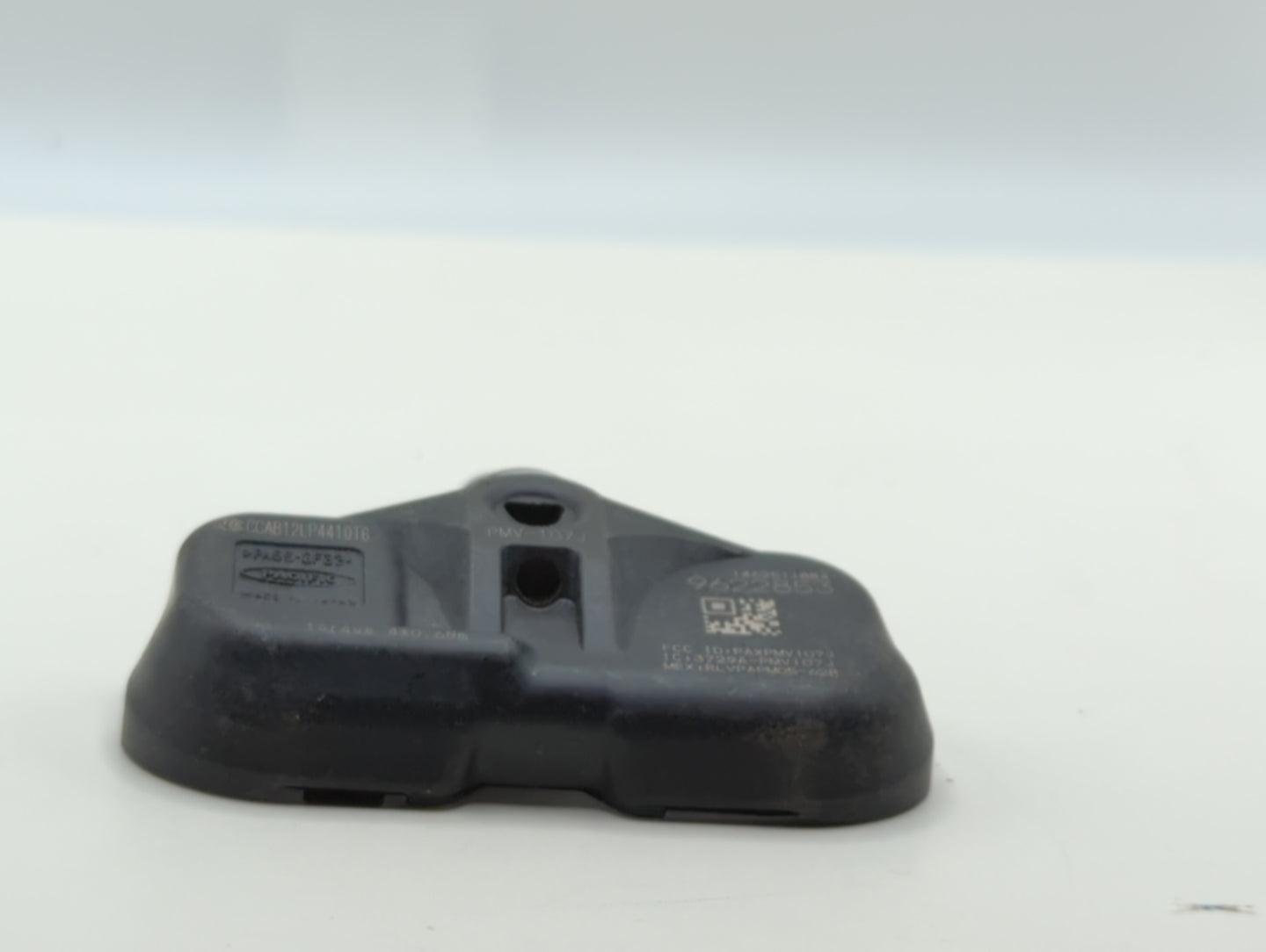 2013 Toyota Highlander Tire Pressure Monitoring System Sensor Tpms - Oemusedautoparts1.com