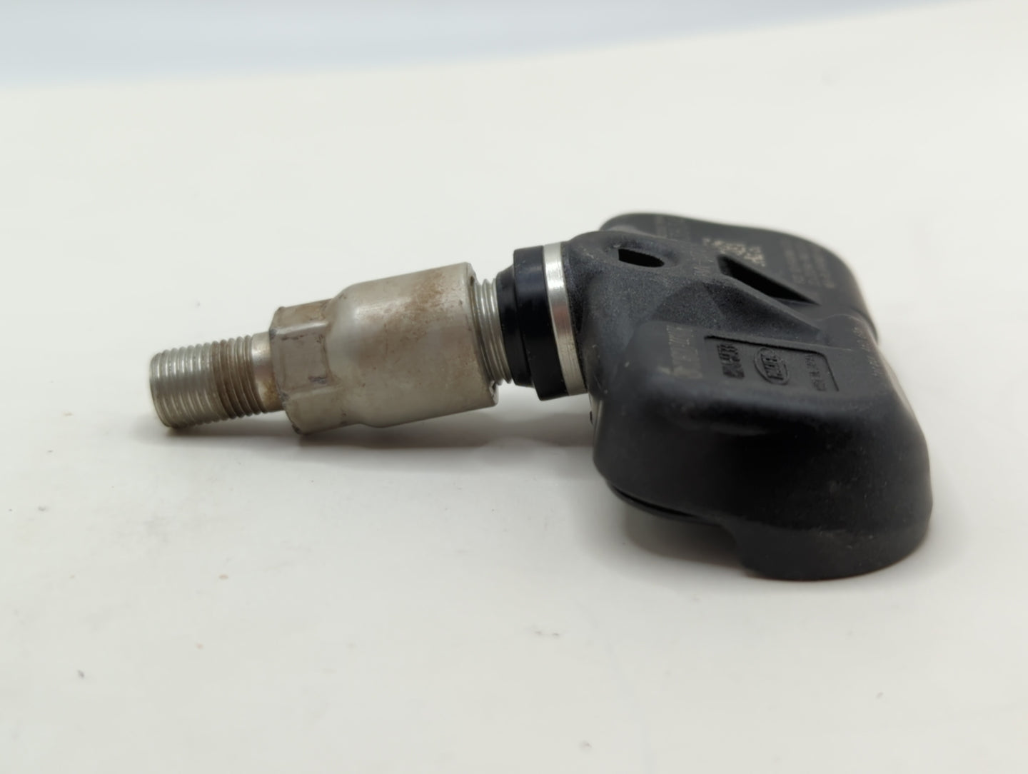 2013 Toyota Highlander Tire Pressure Monitoring System Sensor Tpms - Oemusedautoparts1.com