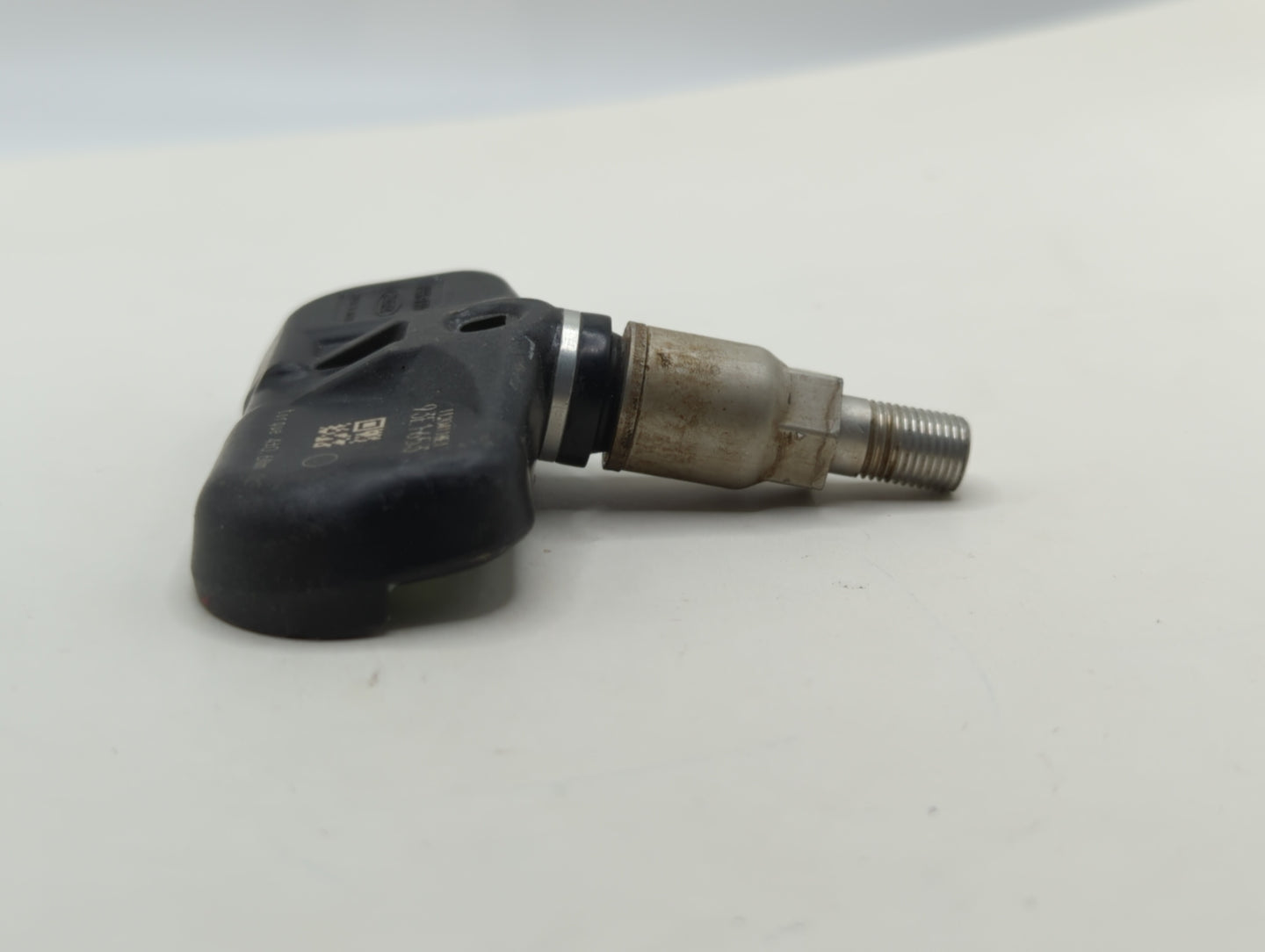 2013 Toyota Highlander Tire Pressure Monitoring System Sensor Tpms - Oemusedautoparts1.com