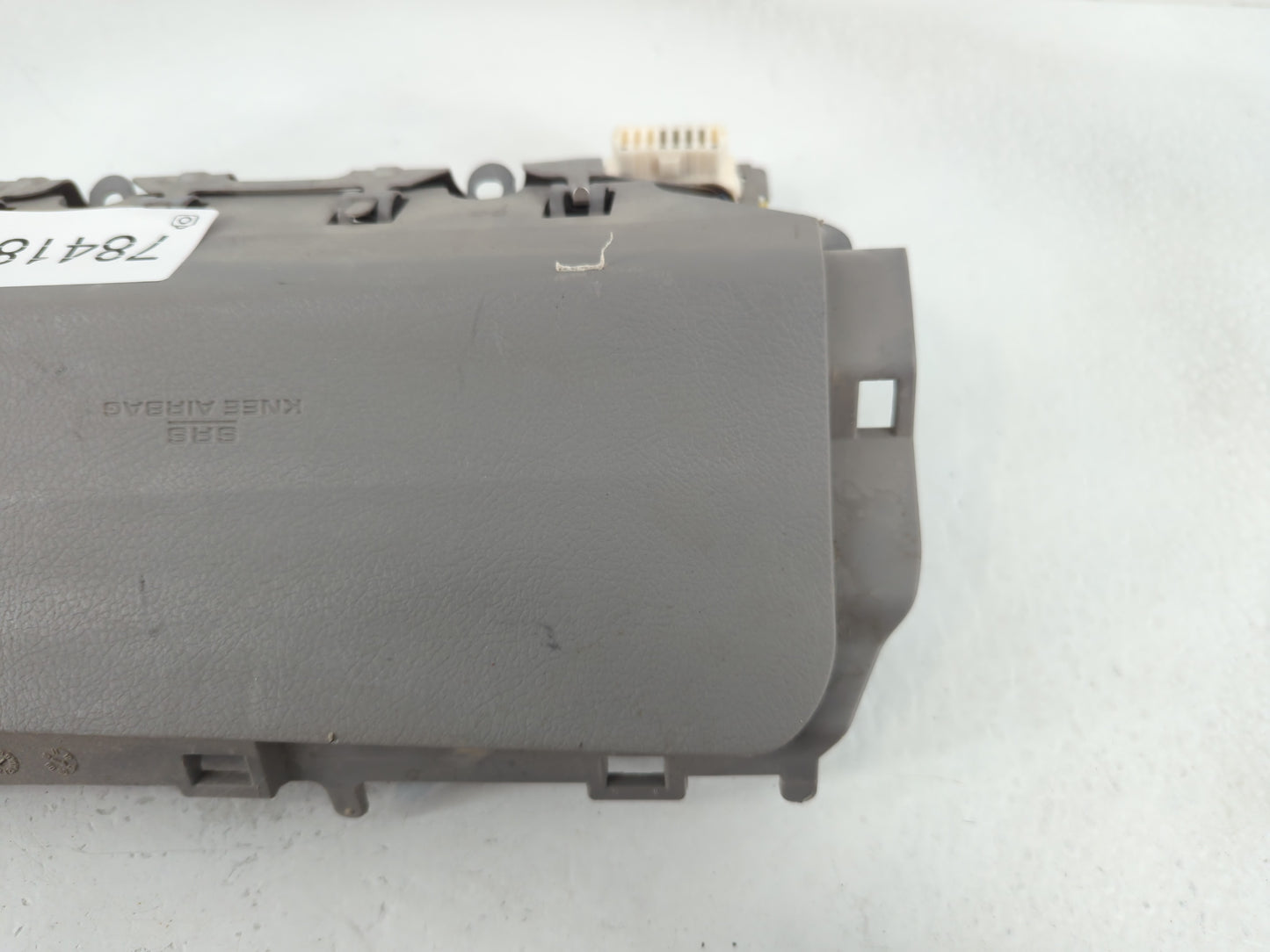 2011-2013 Toyota Highlander Air Bag Passenger Right Dashboard OEM P/N:403054713M85 Fits Fits 2011 2012 2013 OEM Used Auto Pa