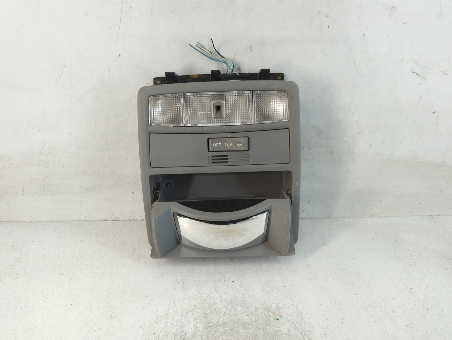 2013 Toyota Highlander Overhead Roof Console - Oemusedautoparts1.com