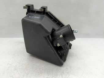 compare product 2009-2013 Toyota Matrix Air Cleaner Intake-duct Hose Tube