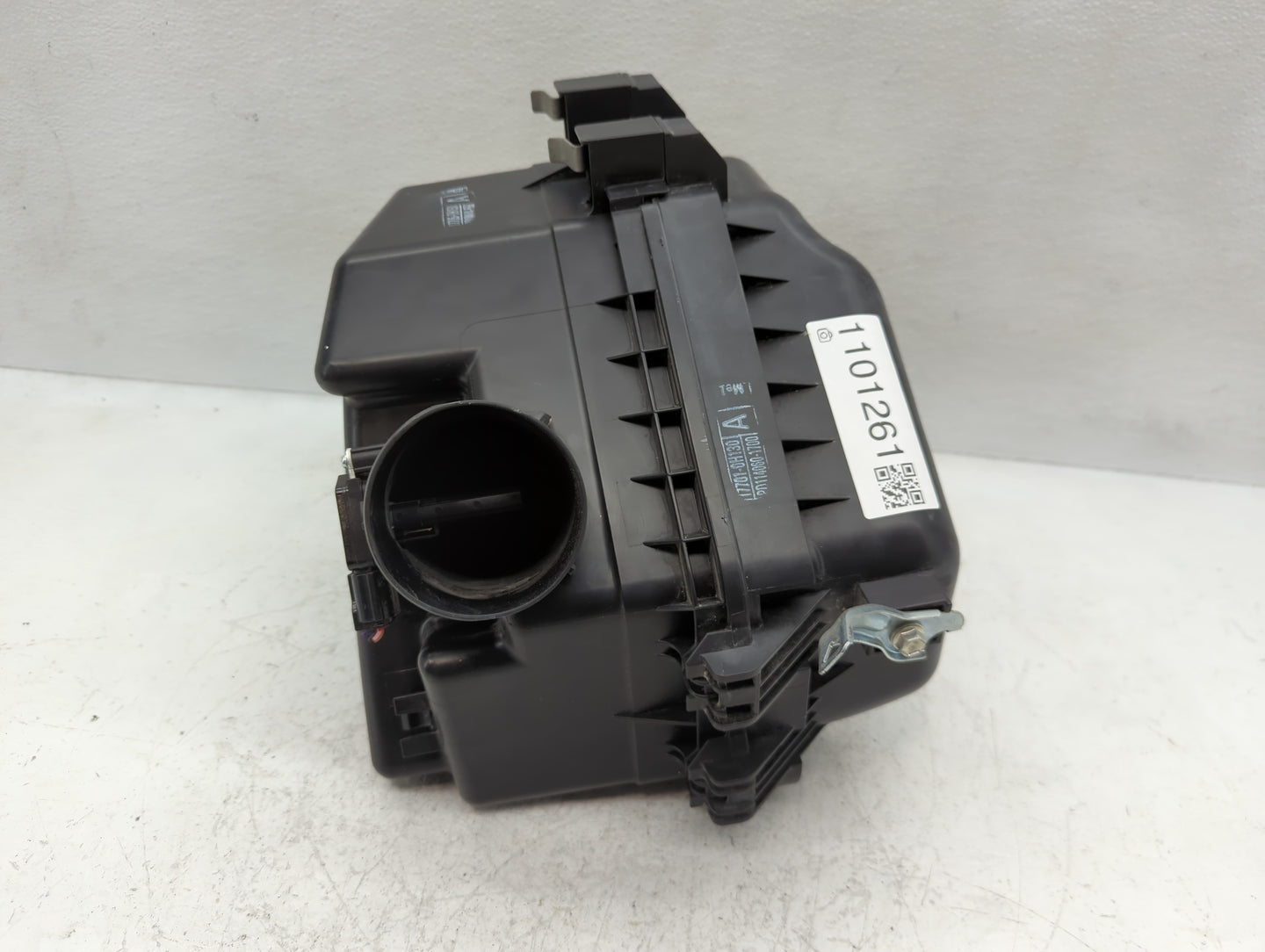 2009-2013 Toyota Matrix Air Cleaner Intake-duct Hose Tube - Oemusedautoparts1.com