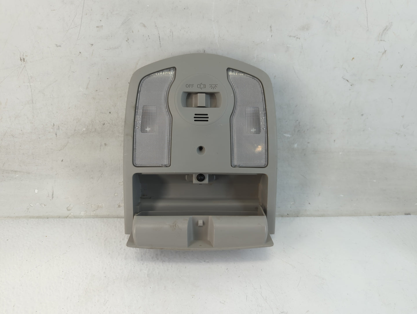 2013 Toyota Prius Overhead Roof Console - Oemusedautoparts1.com