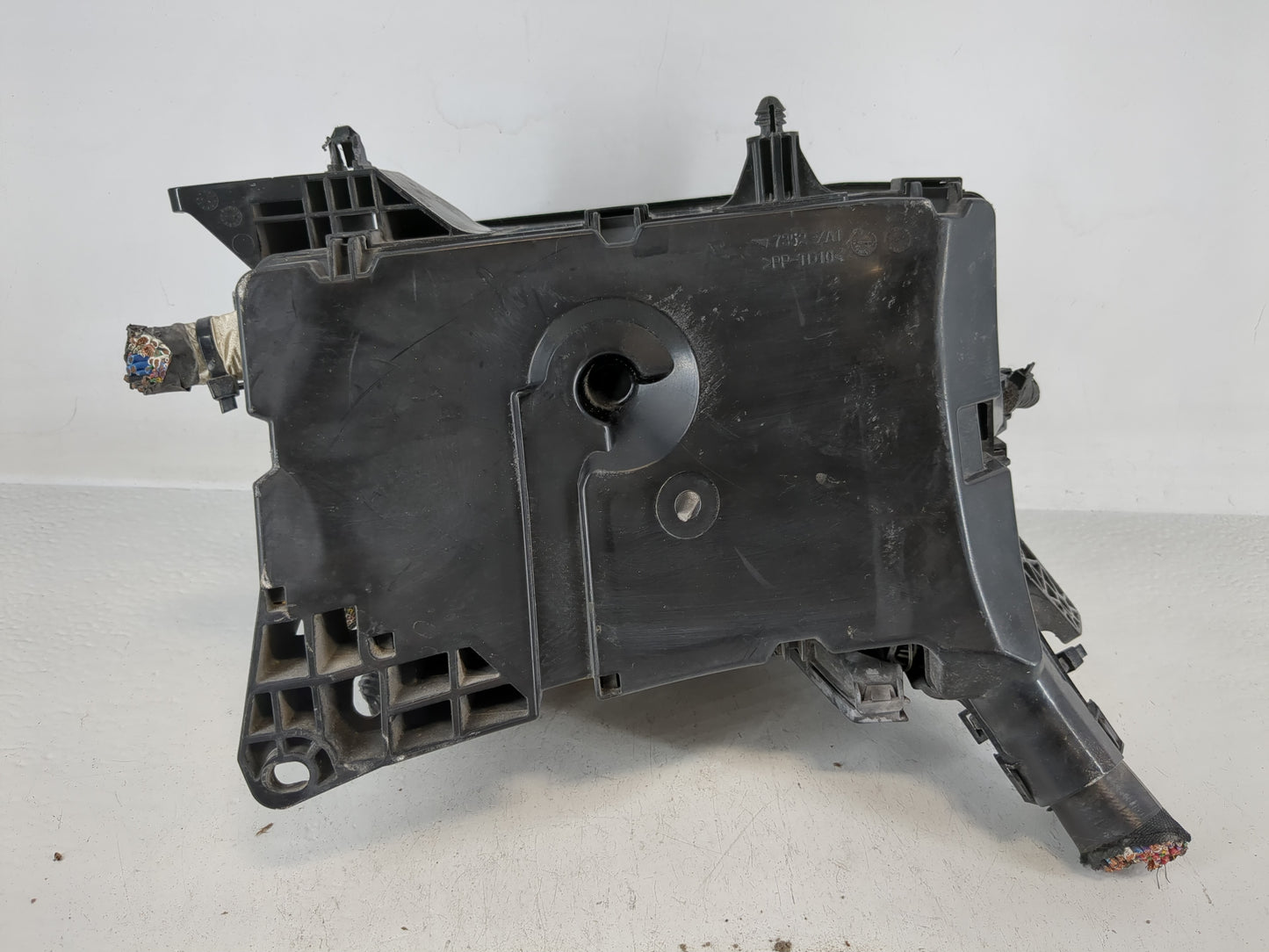 2013-2019 Toyota Prius Fusebox Fuse Box Panel Relay Module P/N:82641-47090 Fits Fits 2013 2014 2015 2016 2017 2018 2019 OEM 