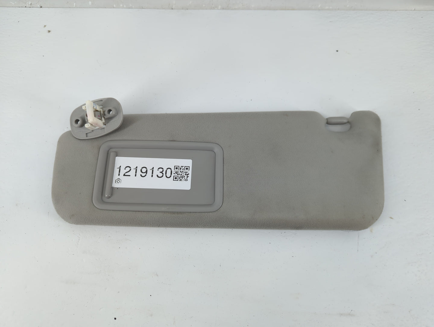 2010-2015 Toyota Prius Sun Visor Shade Replacement Passenger Right Mirror Fits Fits 2010 2011 2012 2013 2014 2015 OEM Used A