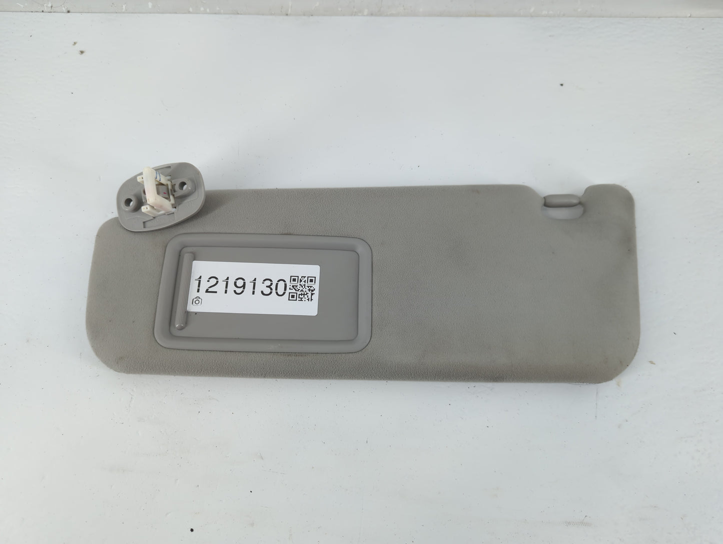 2010-2015 Toyota Prius Sun Visor Shade Replacement Passenger Right Mirror Fits Fits 2010 2011 2012 2013 2014 2015 OEM Used A