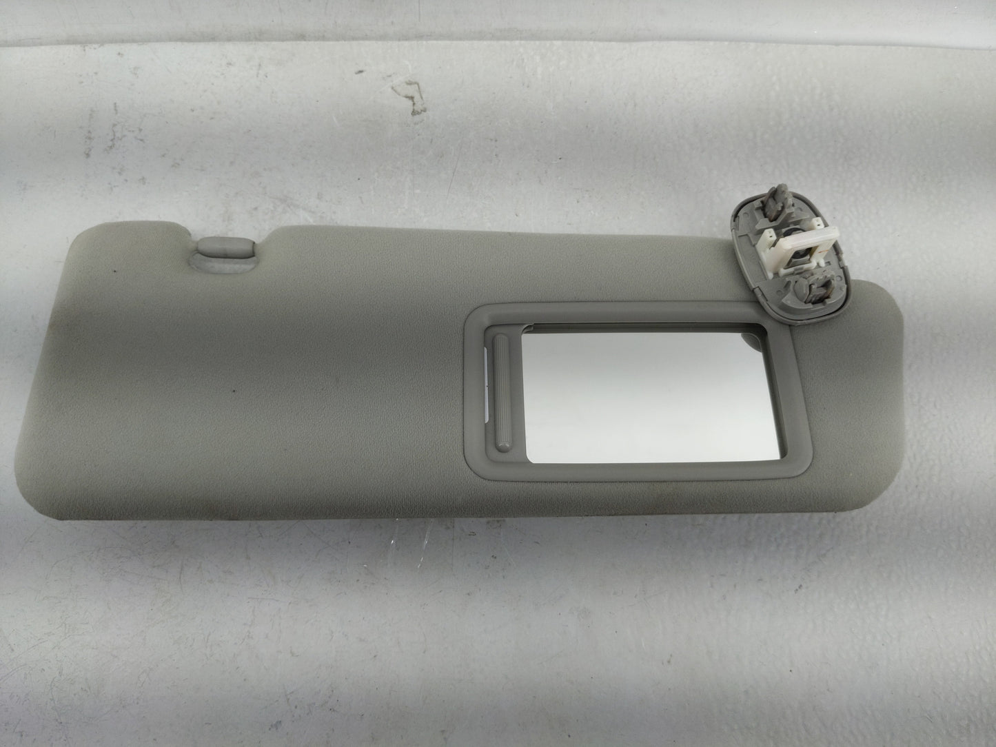 2010-2015 Toyota Prius Sun Visor Shade Replacement Passenger Right Mirror Fits Fits 2010 2011 2012 2013 2014 2015 OEM Used A