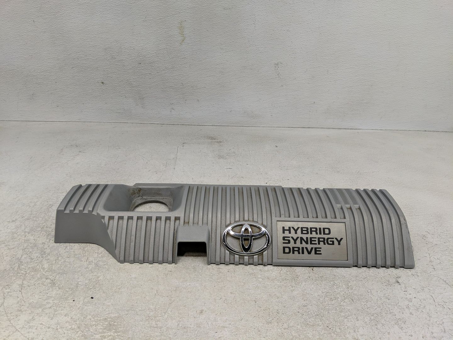 2013 Toyota Prius Engine Cover - Oemusedautoparts1.com