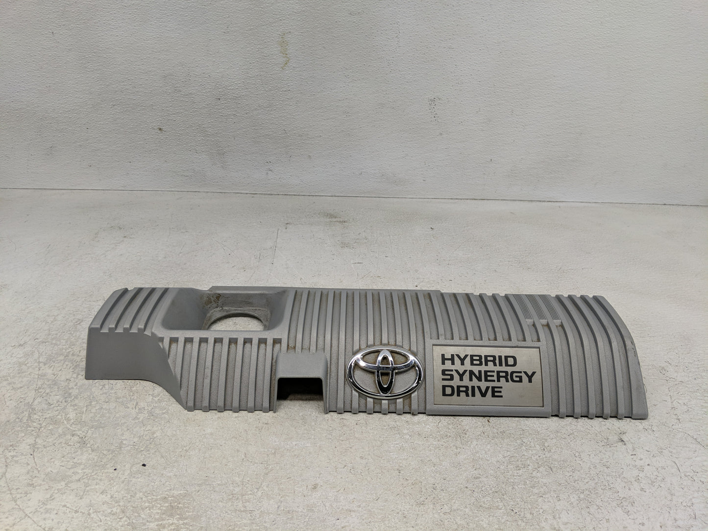 2013 Toyota Prius Engine Cover - Oemusedautoparts1.com