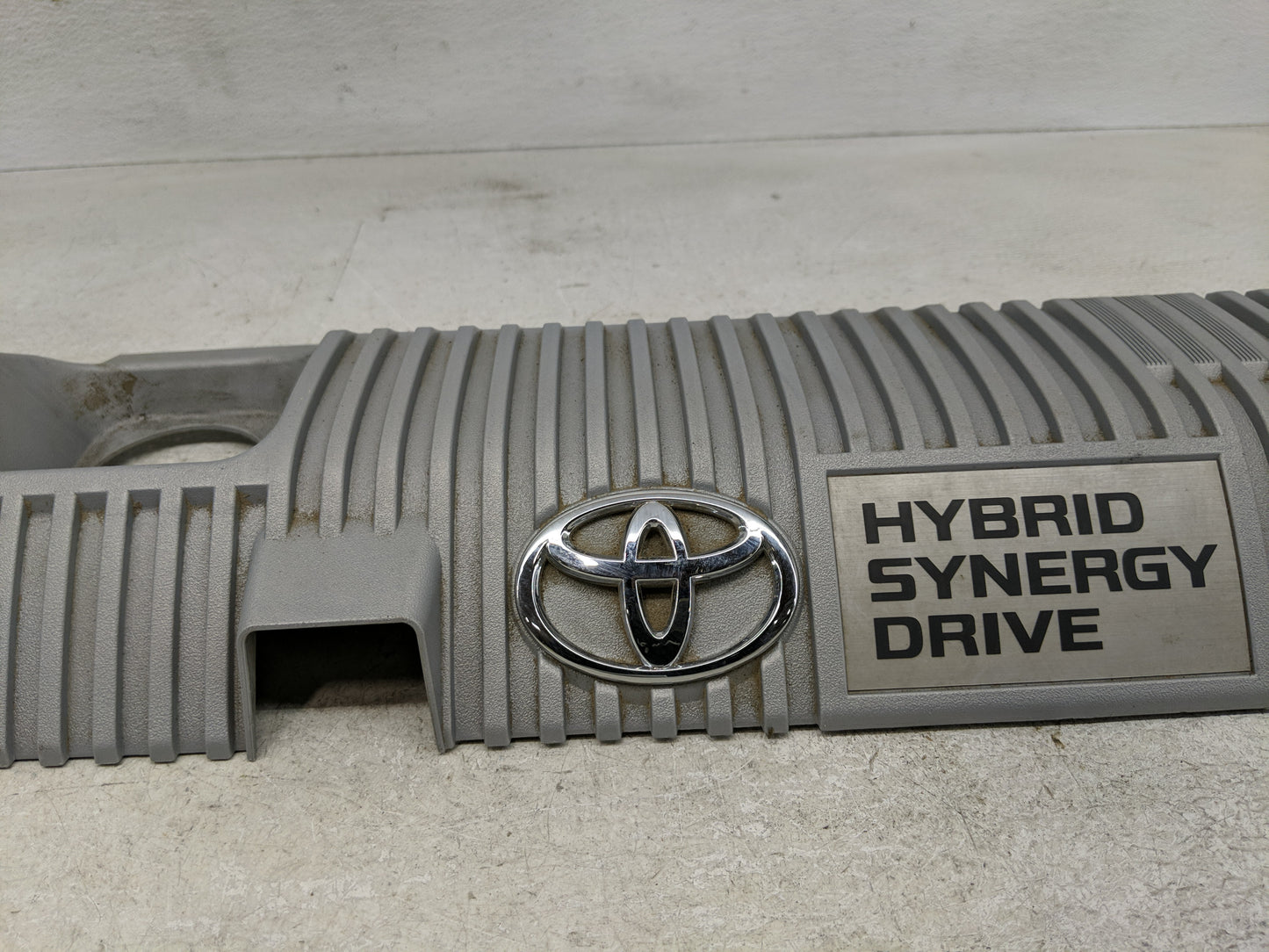 2013 Toyota Prius Engine Cover - Oemusedautoparts1.com