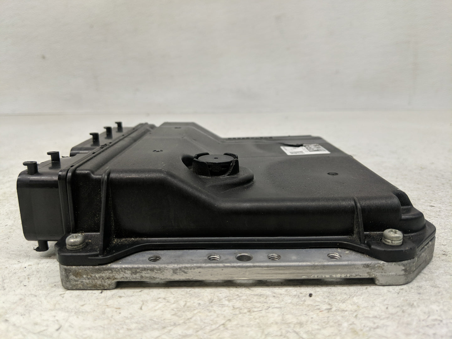 2012-2013 Toyota Prius PCM Engine Control Computer ECU ECM PCU OEM P/N:89661-47361 Fits Fits 2012 2013 OEM Used Auto Parts -