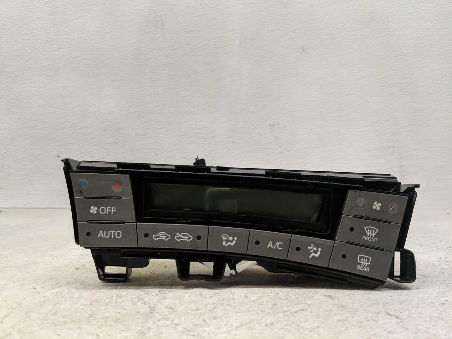 2013-2015 Toyota Prius Climate Control Module Temperature AC/Heater Replacement P/N:75D726 Fits Fits 2013 2014 2015 OEM Used