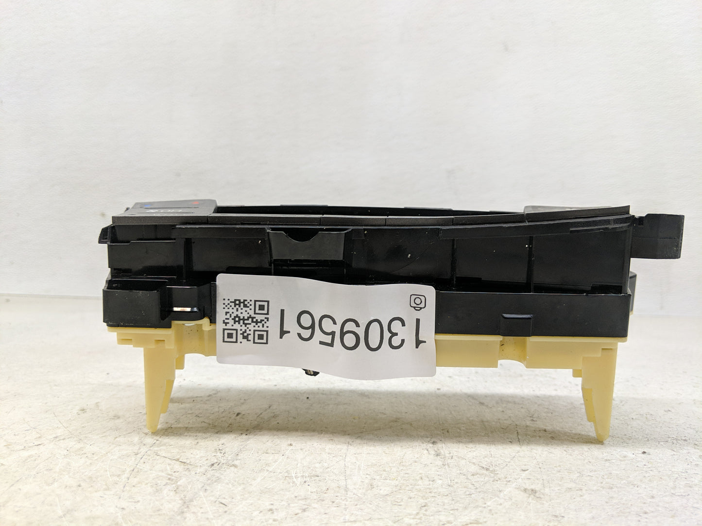 2013-2015 Toyota Prius Climate Control Module Temperature AC/Heater Replacement P/N:75D726 Fits Fits 2013 2014 2015 OEM Used