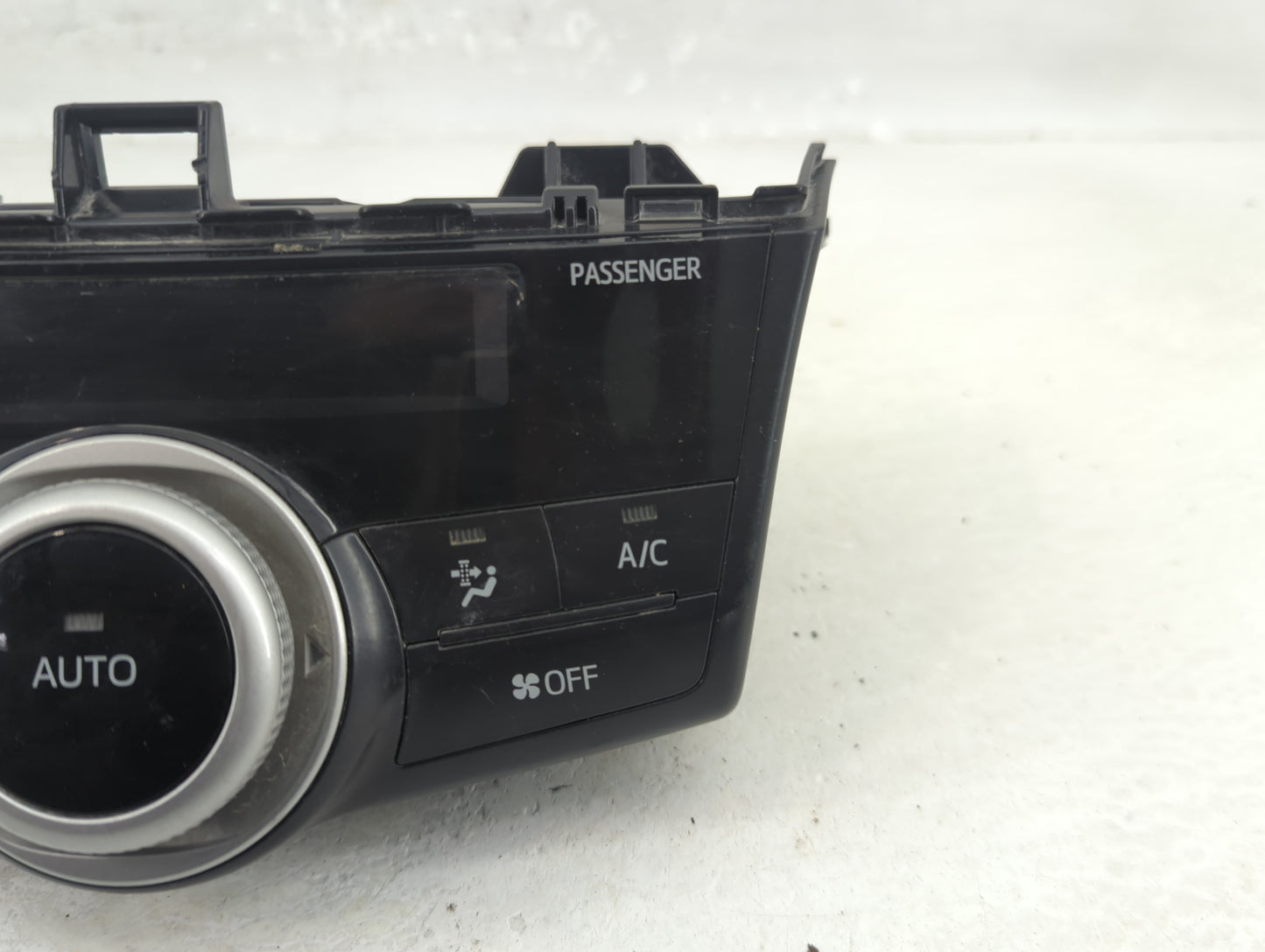 2012-2013 Toyota Prius Climate Control Module Temperature AC/Heater Replacement P/N:55900-47050 Fits Fits 2012 2013 OEM Used