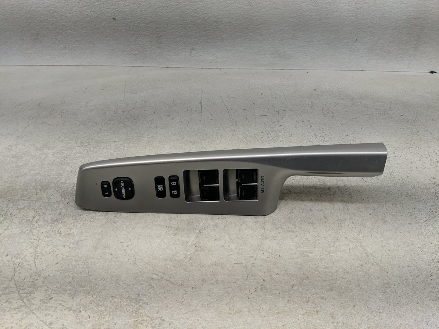 2010-2014 Toyota Prius Master Power Window Switch Replacement Driver Side Left P/N:74232-47120 Fits OEM Used Auto Parts - Oe