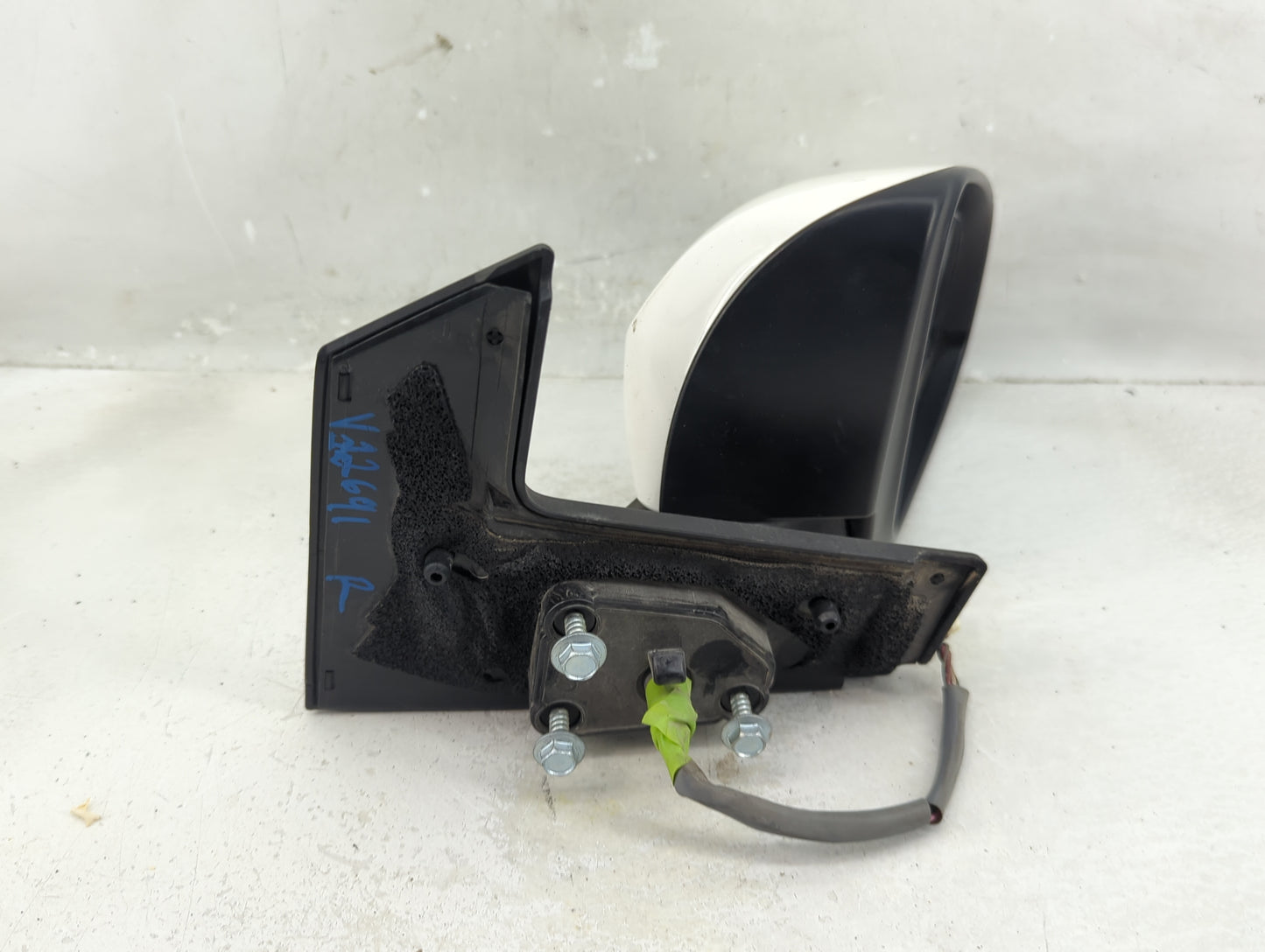 2013 Toyota Prius Passenger Side View Mirror - Right Door Mirror OEM Used - Oemusedautoparts1.com