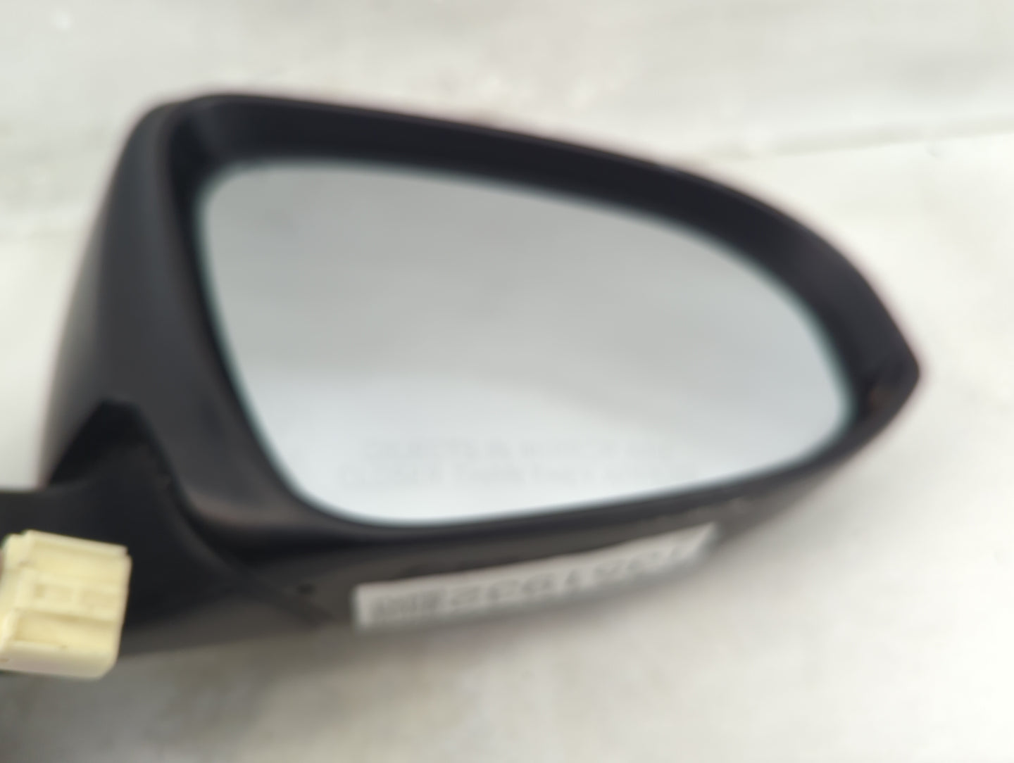 2013 Toyota Prius Passenger Side View Mirror - Right Door Mirror OEM Used - Oemusedautoparts1.com