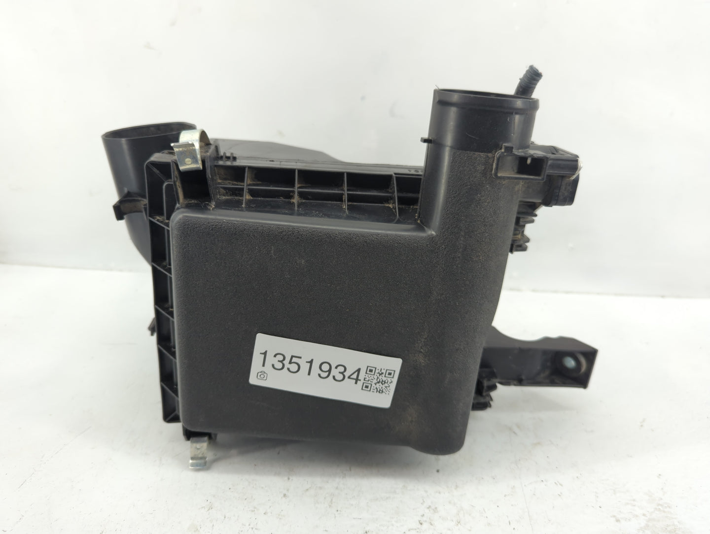 2010-2015 Toyota Prius Air Cleaner Intake-duct Hose Tube - Oemusedautoparts1.com