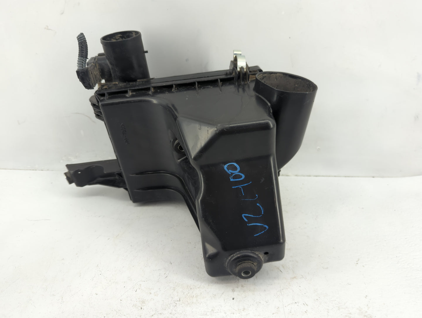2010-2015 Toyota Prius Air Cleaner Intake-duct Hose Tube - Oemusedautoparts1.com