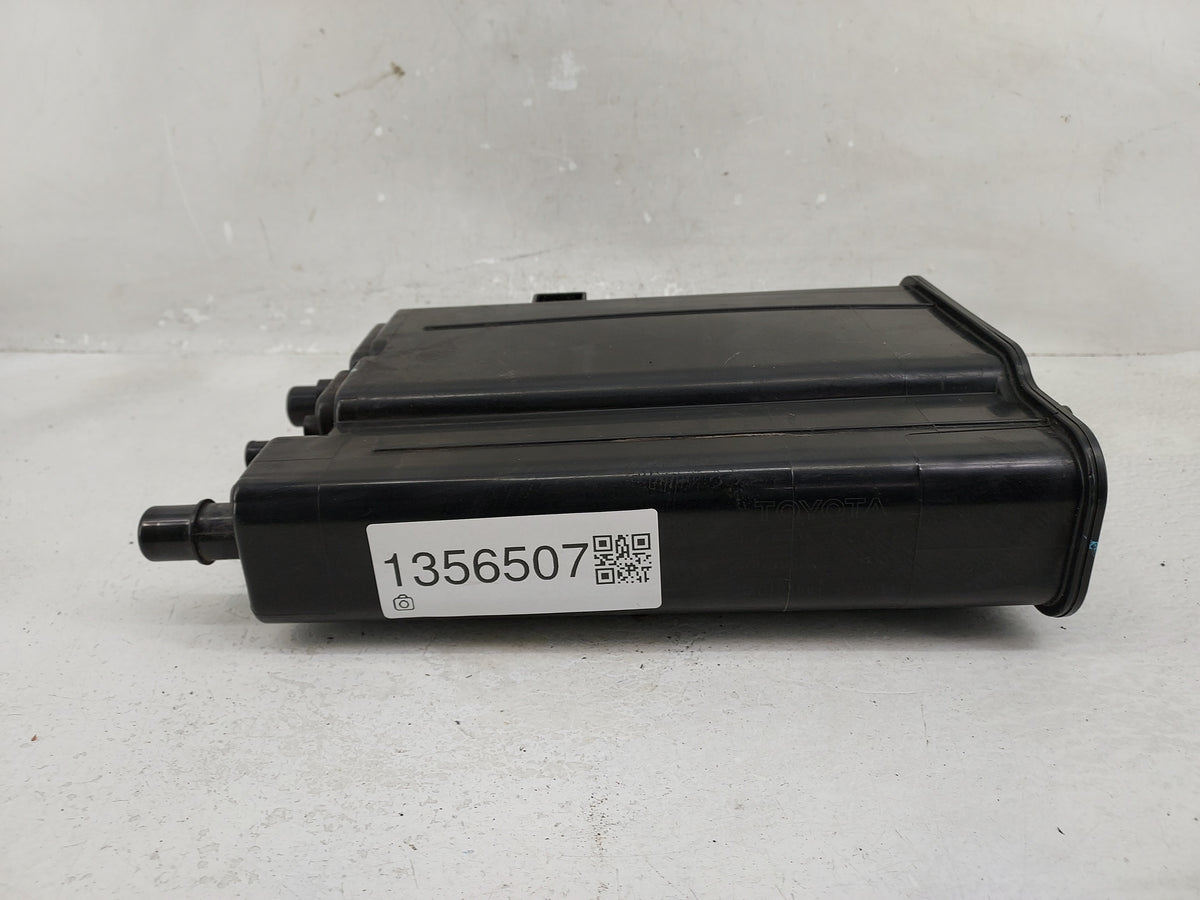 2013 Toyota Prius Fuel Vapor Charcoal Canister 1356507 - Oemusedautoparts1.com