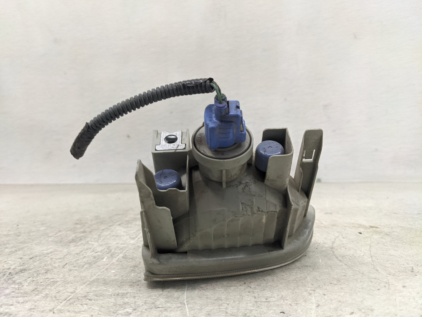 Toyota Prius Passenger Right Oem Front Light Lamp - Oemusedautoparts1.com