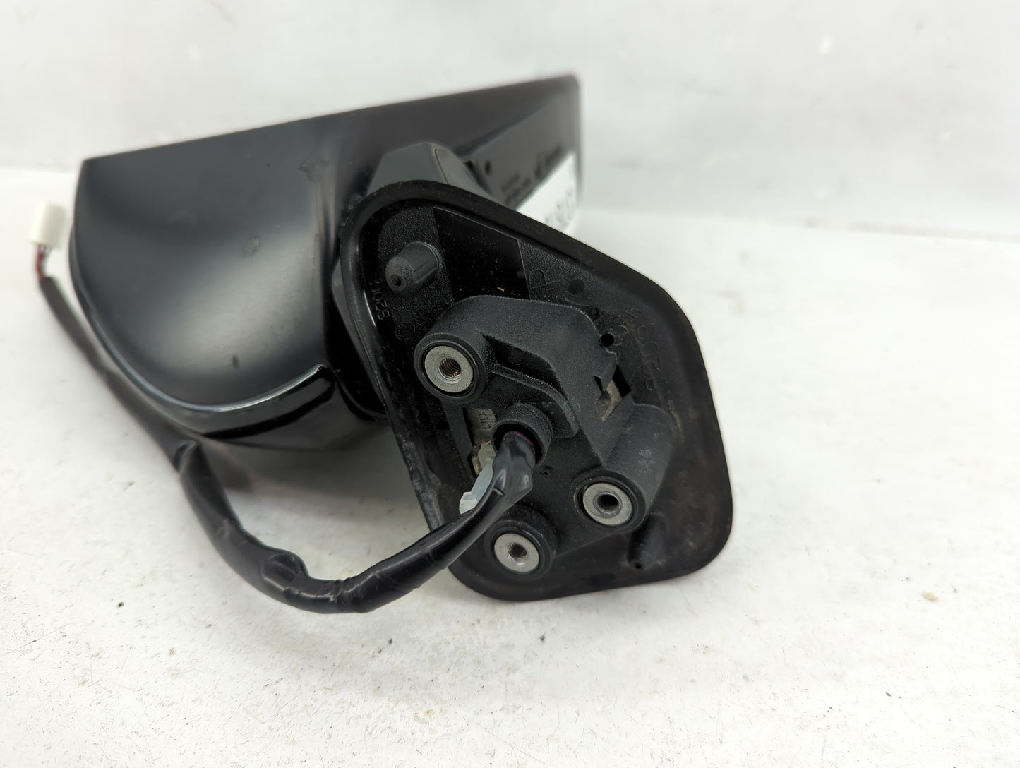 2010-2015 Toyota Prius Passenger Side View Mirror - Right Door Mirror OEM Used - Oemusedautoparts1.com