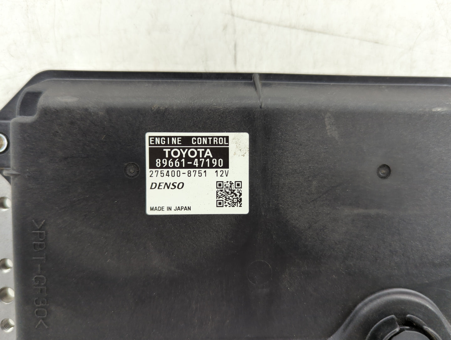 2012-2013 Toyota Prius PCM Engine Control Computer ECU ECM PCU OEM P/N:89661-47190 Fits Fits 2012 2013 OEM Used Auto Parts -