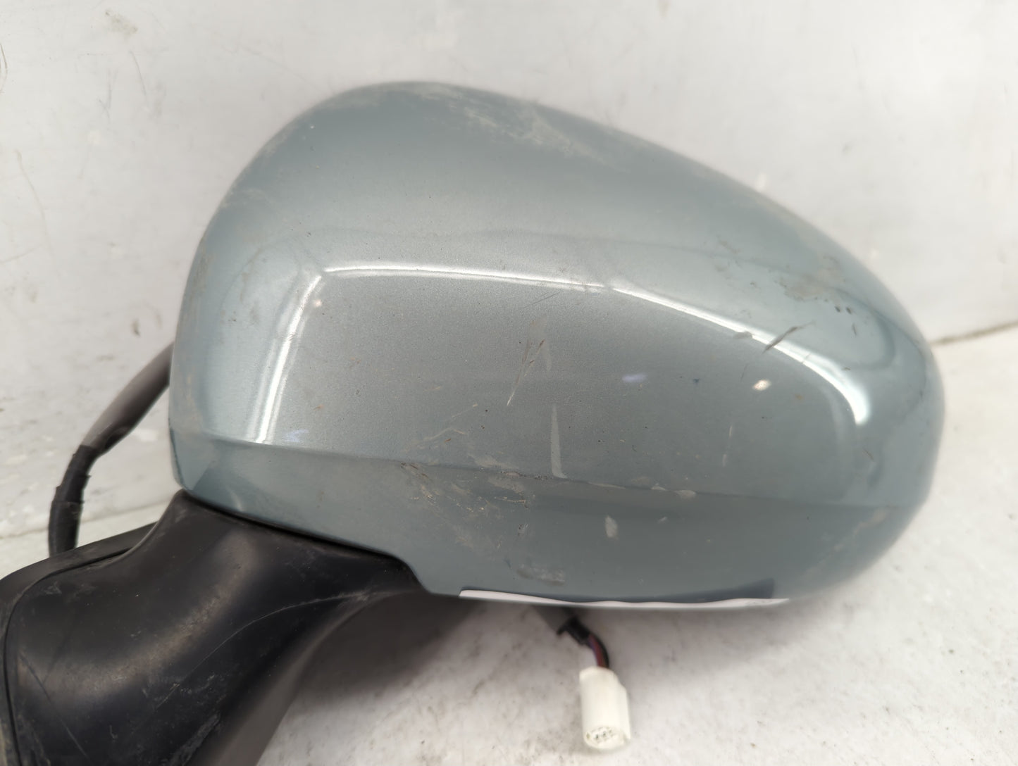 2010-2015 Toyota Prius Driver Side View Mirror - Left Door Mirror OEM Used - Oemusedautoparts1.com