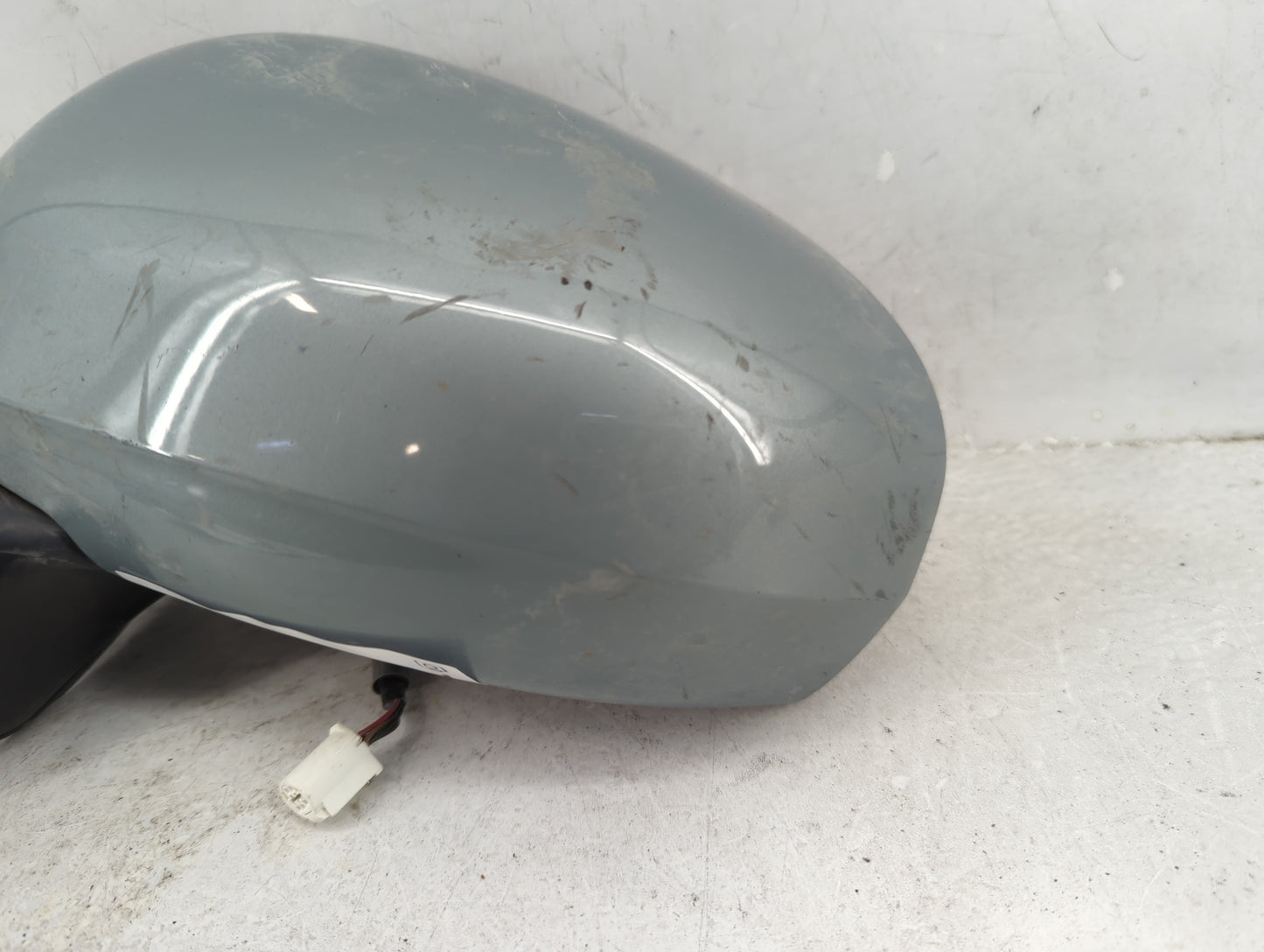 2010-2015 Toyota Prius Driver Side View Mirror - Left Door Mirror OEM Used - Oemusedautoparts1.com