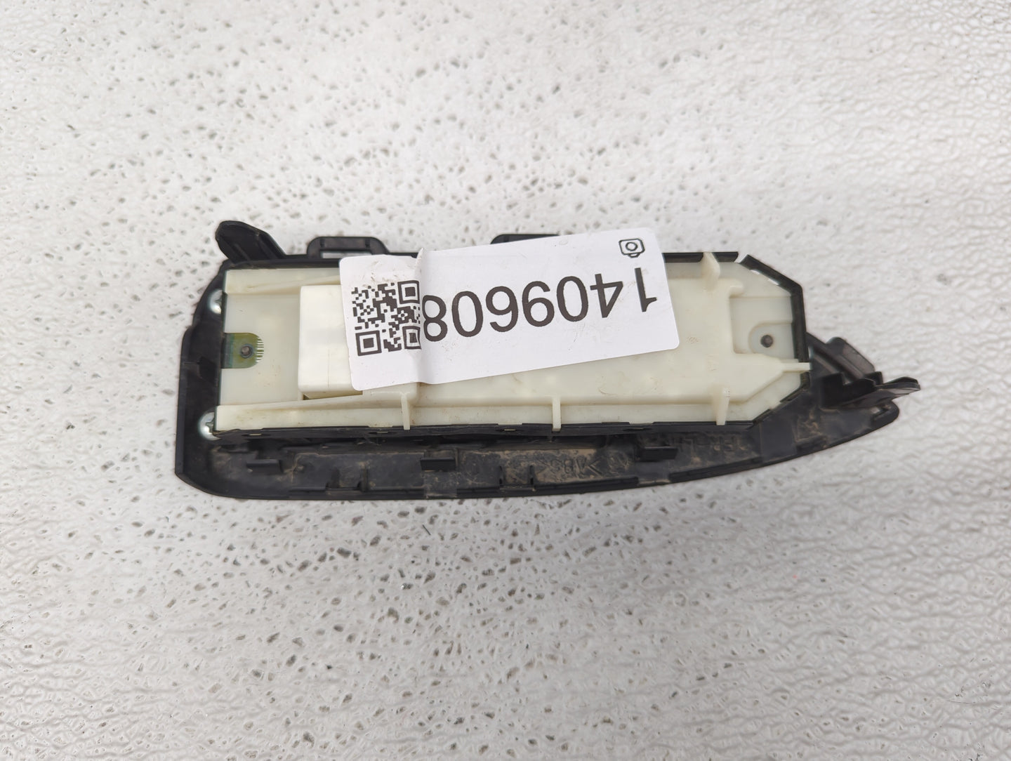 2010-2014 Toyota Prius Master Power Window Switch Replacement Driver Side Left P/N:84040-33100 Fits OEM Used Auto Parts - Oe