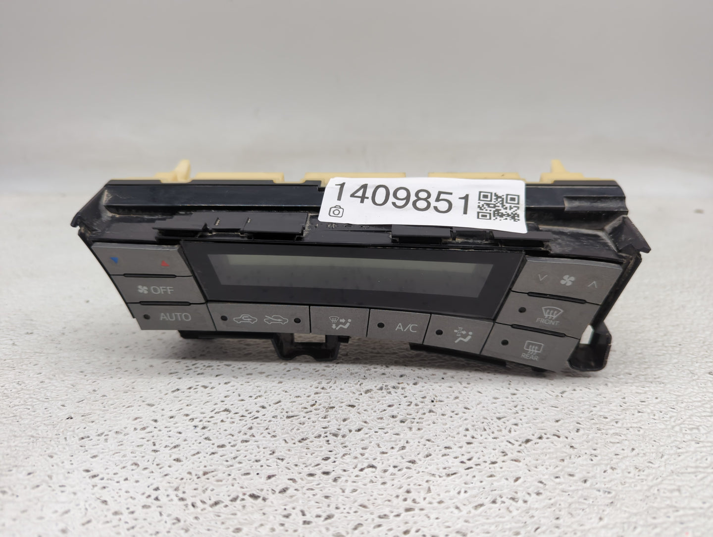 2013-2015 Toyota Prius Climate Control Module Temperature AC/Heater Replacement P/N:75D726 Fits Fits 2013 2014 2015 OEM Used