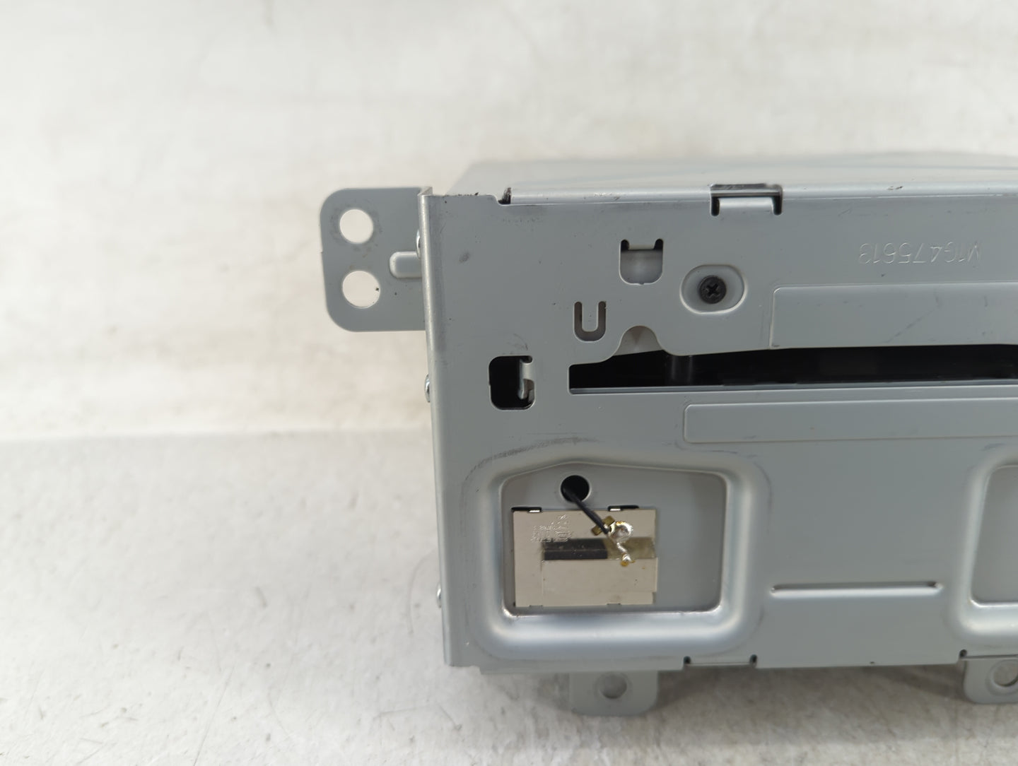 2012-2013 Toyota Prius Radio AM FM Cd Player Receiver Replacement P/N:23206821 Fits Fits 2012 2013 OEM Used Auto Parts - Oem