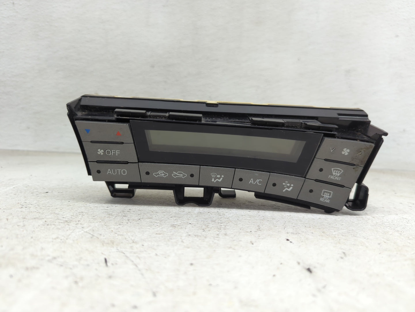 2013-2015 Toyota Prius Climate Control Module Temperature AC/Heater Replacement P/N:75D726 Fits Fits 2013 2014 2015 OEM Used