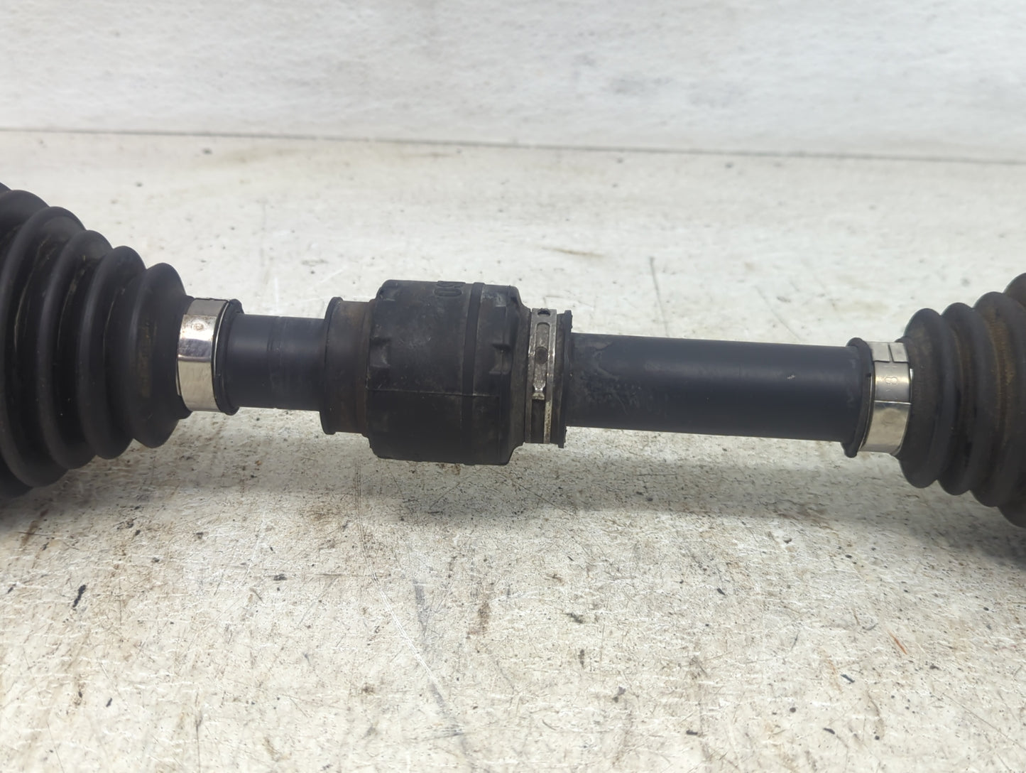 Toyota Prius Axle Shaft Front Driver Cv C/v - Oemusedautoparts1.com