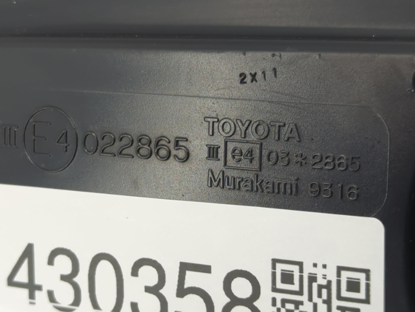 2010-2015 Toyota Prius Driver Side View Mirror - Left Door Mirror OEM Used - Oemusedautoparts1.com