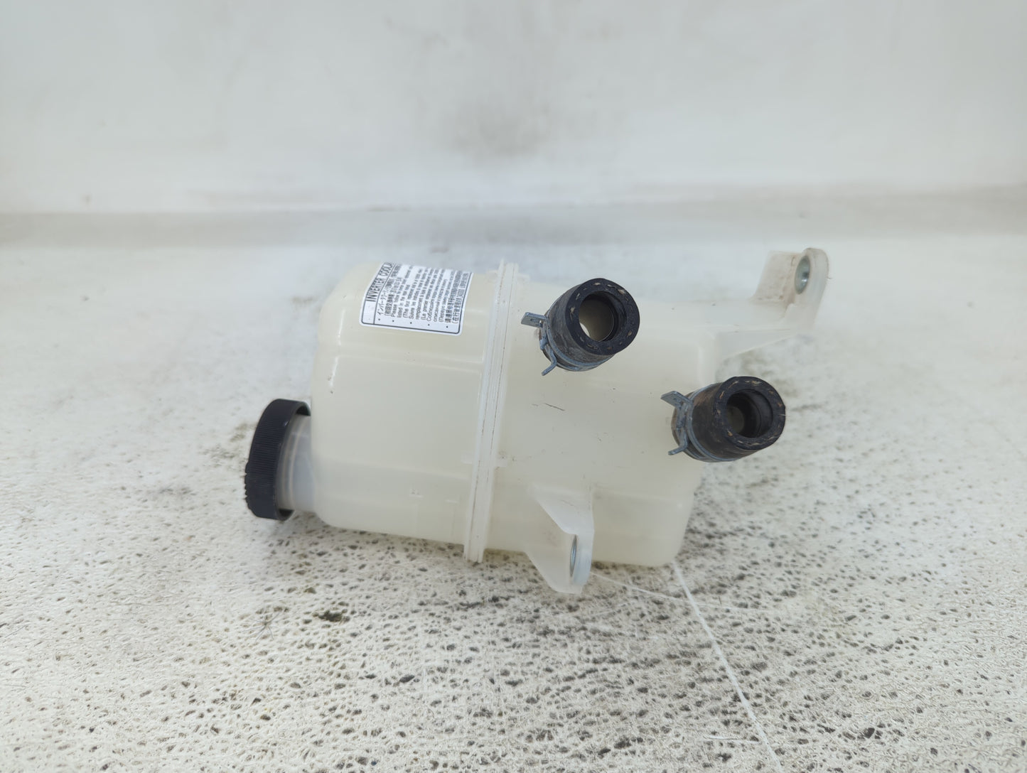 2012-2015 Toyota Prius Windshield Washer Fluid Reservoir Bottle Oem 1432603 - Oemusedautoparts1.com