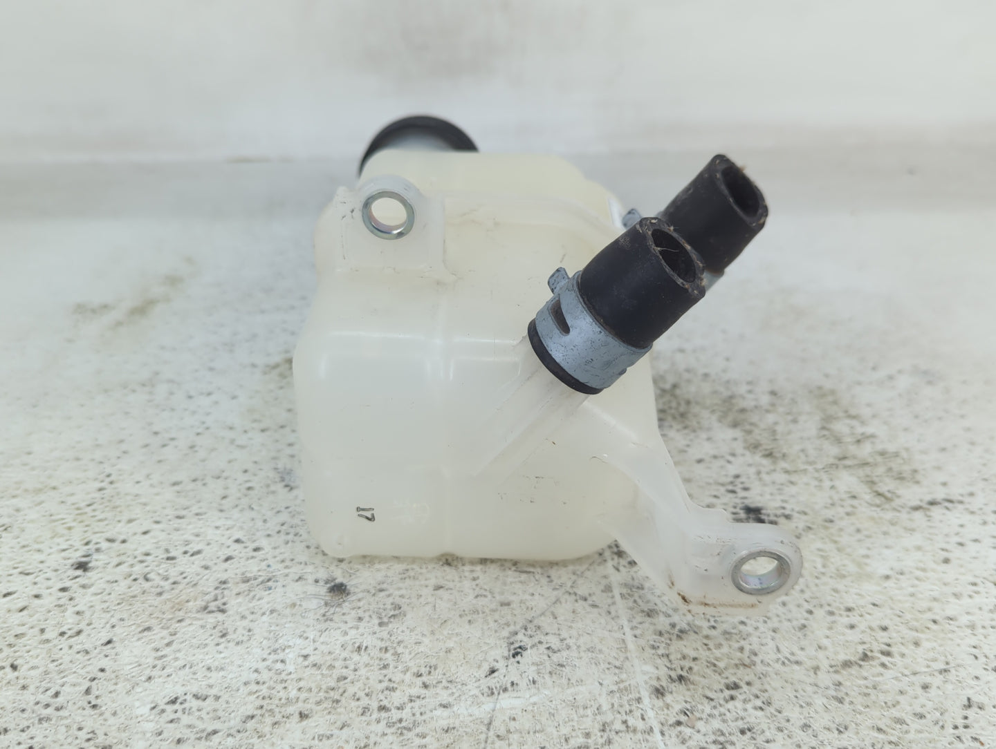 2012-2015 Toyota Prius Windshield Washer Fluid Reservoir Bottle Oem 1432603 - Oemusedautoparts1.com