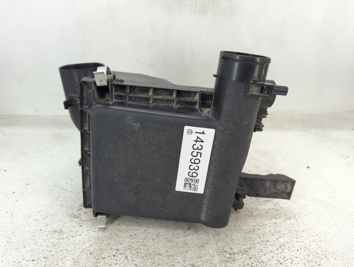 2010-2015 Toyota Prius Air Cleaner Intake-duct Hose Tube - Oemusedautoparts1.com