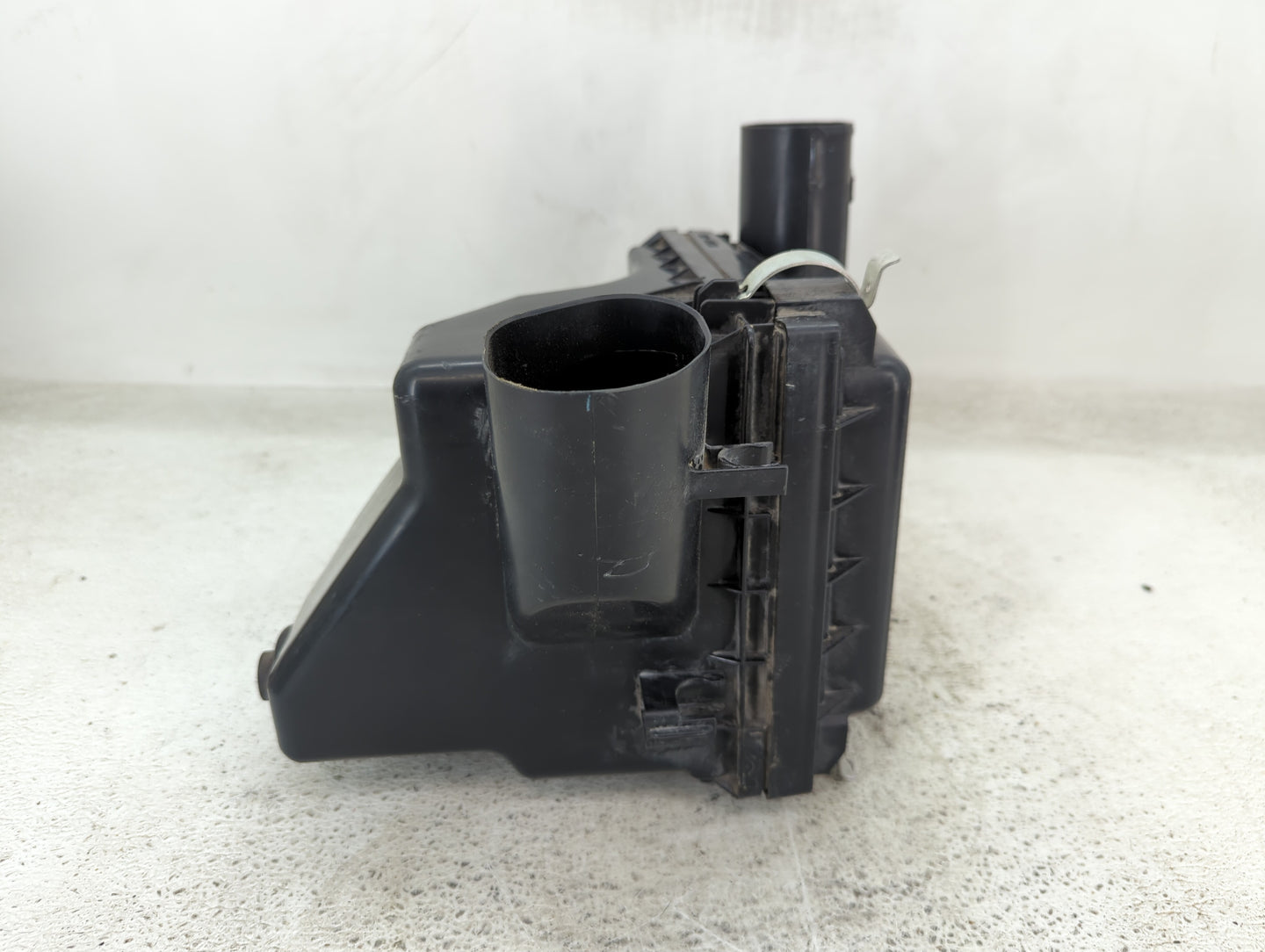 2010-2015 Toyota Prius Air Cleaner Intake-duct Hose Tube - Oemusedautoparts1.com